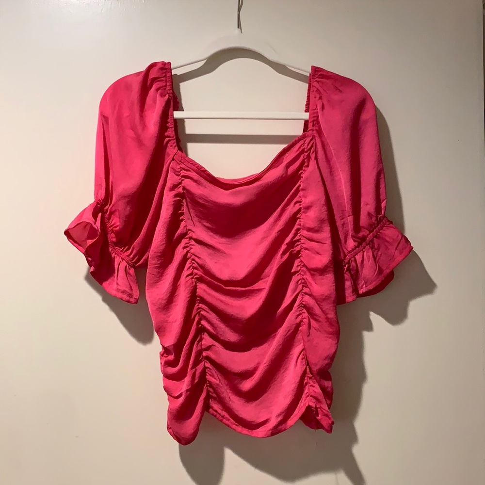 Pink ruched top